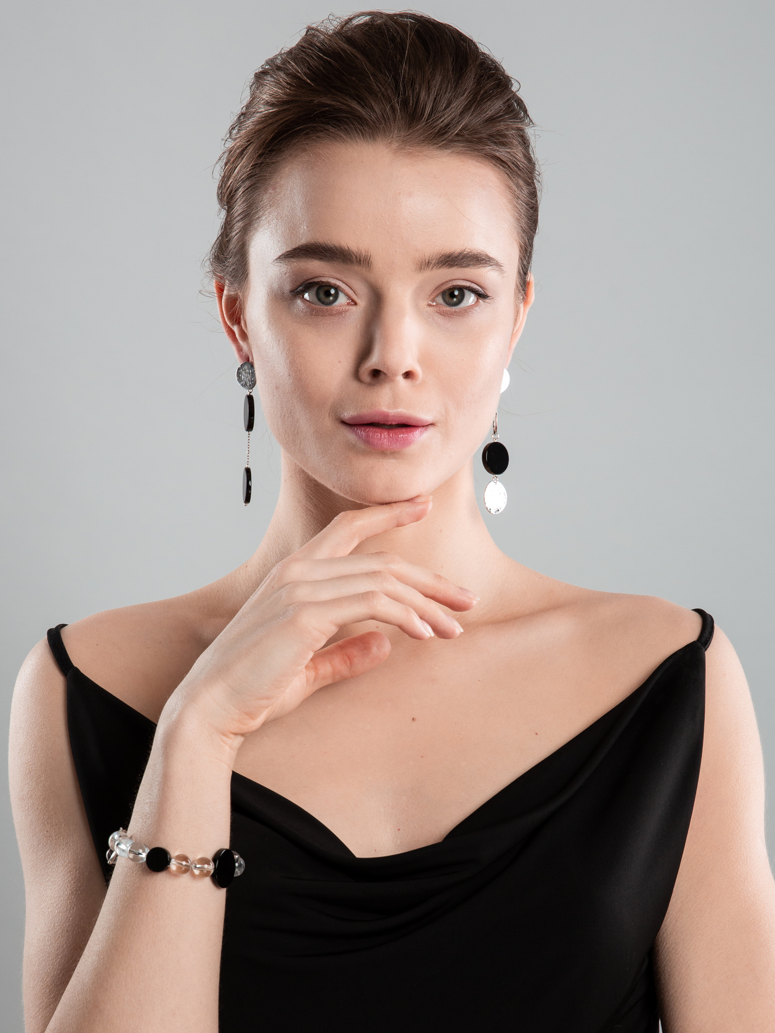 Серьги асимметричные из агата