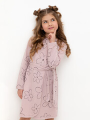 халат  для девочки  К 5763/розово-сиреневый,контурные цветы