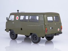 UAZ-452A Sanitary Ambulance 1:18 Start Scale Models (SSM)