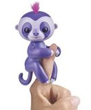 Интерактивный ленивец Fingerlings Мардж фиолетовый