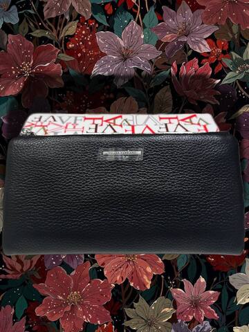 Женский кожаный кошелёк-клатч премиум класса на молнии — вместительный, стильный, с отделением для карт