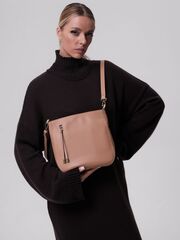 Сумка кожаная кросс-боди беж.нуга