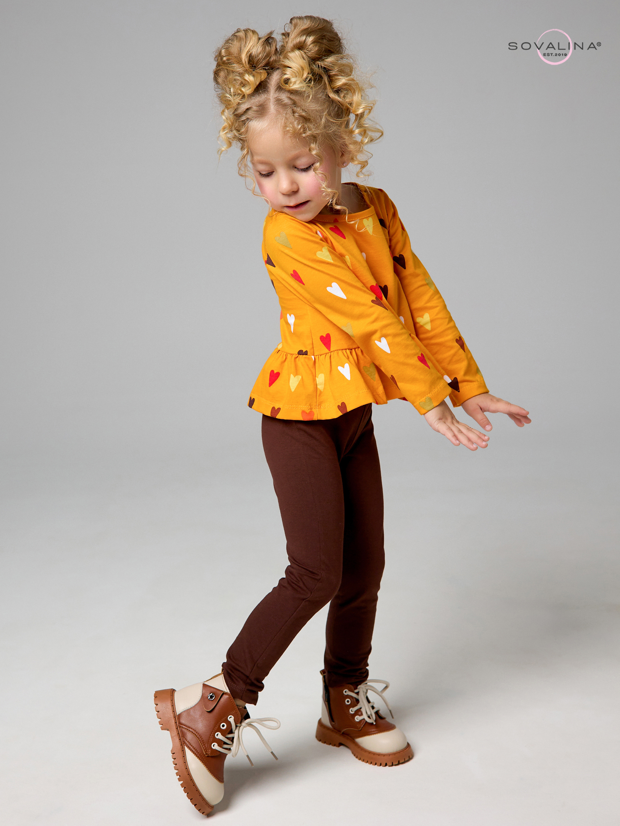Костюм Алиса SG сердца на горчице-шоколад