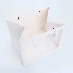 Пакет подарочный с широким дном и окном 35 х 29 х 28 см, белый 10621123