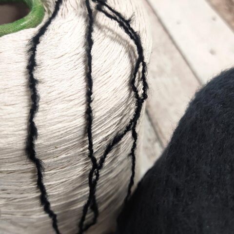 Вспушенный хлопок LANIFICIO DELL OLIVO / DAVOS 750 черный