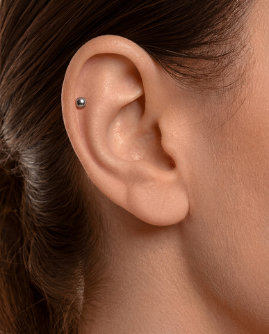 Серебряная серьга (пирсинг)