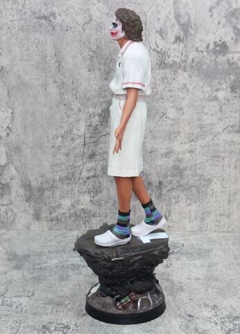 Бэтмен Темный Рыцарь статуэтка Джокер медсестра