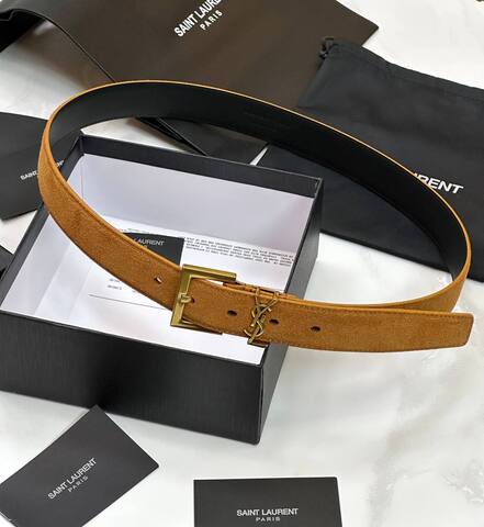 Ремень SAINT LAURENT из замши с пряжкой CASSANDRE