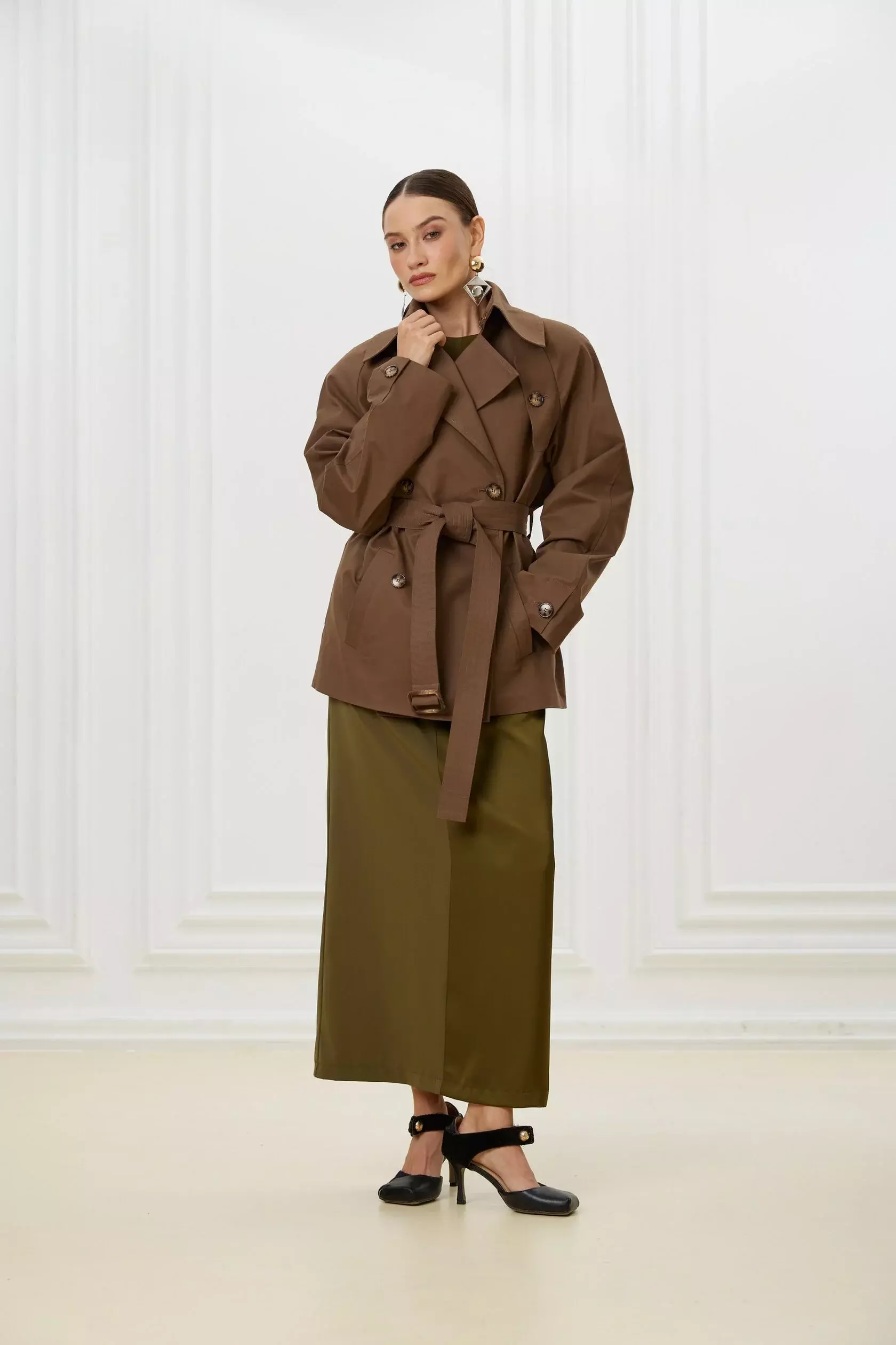 Тренч с увеличенными плечами, Коричневый