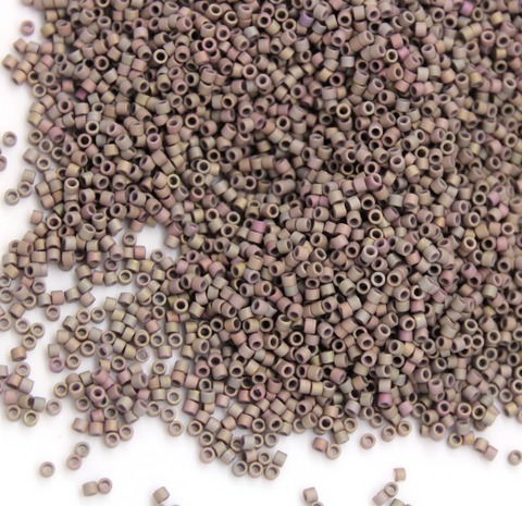 DB-1061 Бисер цилиндрический Миюки делика 11/0 /Miyuki delica 11/0 Metallic matte AB Dusky Clay