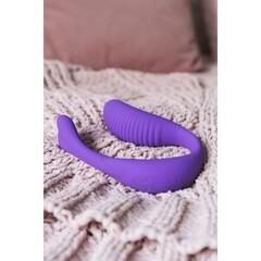 Двойной вибратор для клитора и точки G Mini Romeo с пультом ДУ от Adrien Lastic