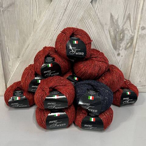 GARAGE SALE — Seam new tweed 700г