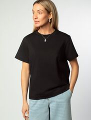 Футболка из премиального хлопка с эластаном  D49.987 (103393)