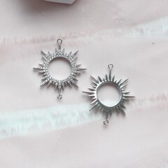 УЦЕНКА!!! Коннектор Солнце с фианитами 29*25 мм, родий, У095