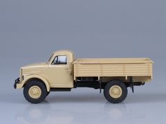 GAZ-63 beige 1:43 Nash Avtoprom