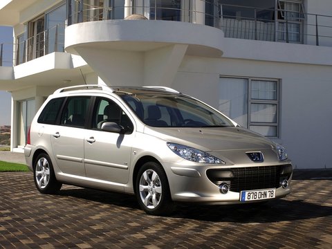 Чехлы на Peugeot 307 SW универсал 2001–2008 г.в.