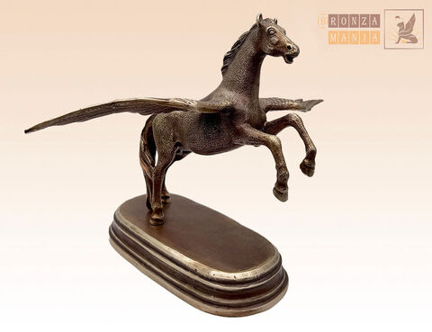 статуэтка Пегас