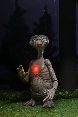 Фигурка NECA 40th Anniversary E.T.: Ultimate E.T. (Deluxe Edition)