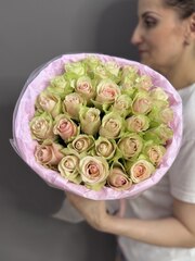 Букет с 31 розами сорта "Ла Белла" (Кения 40 см)