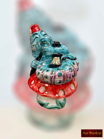 Елочная игрушка Гусеница