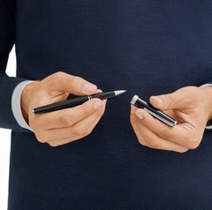 Ручка - роллер PIX черного цвета