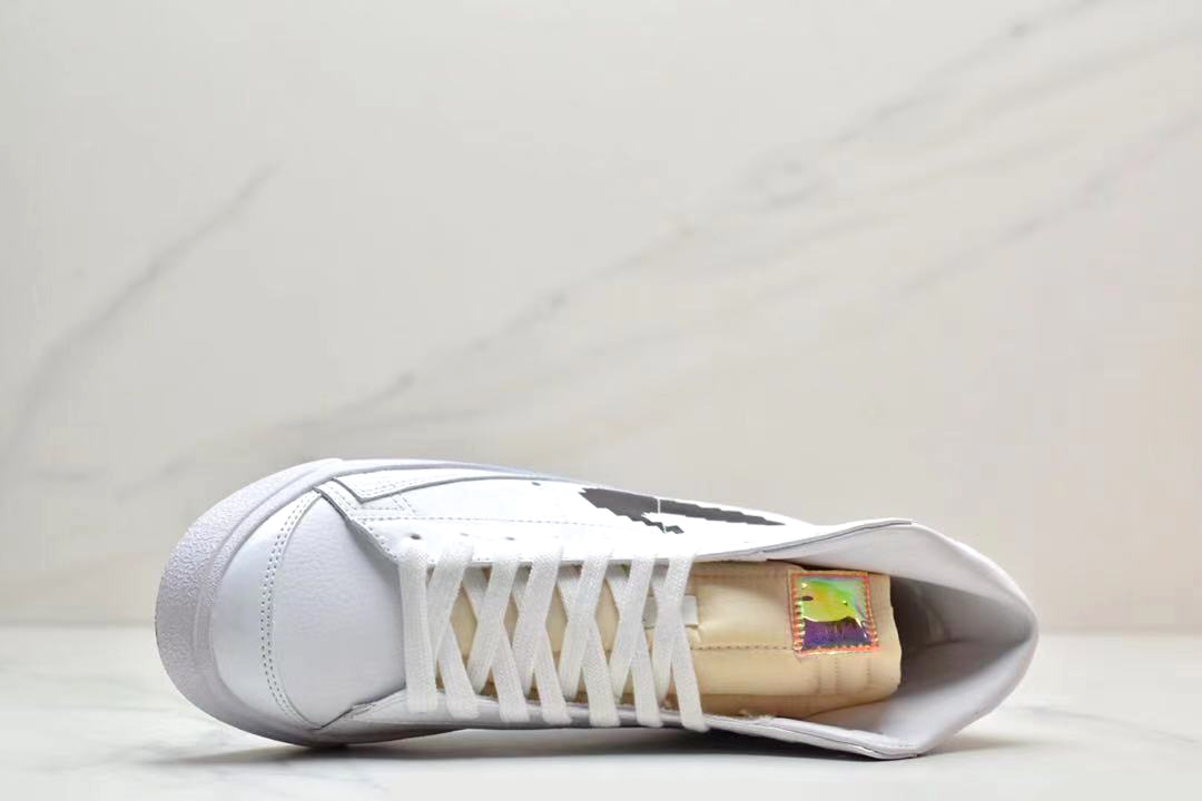 Nike mid blazer vintage top