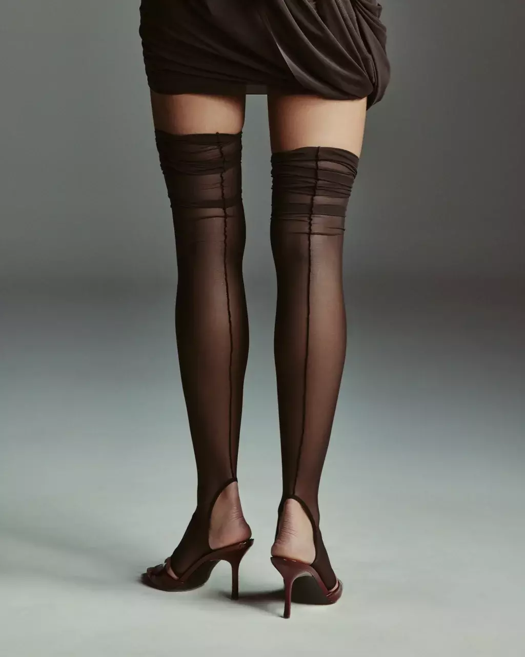 Чулки коричневые