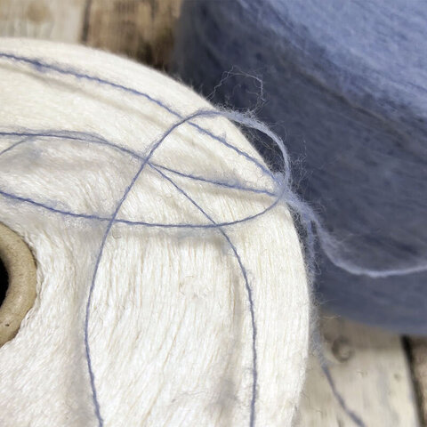 Смесовка с шерстью LAGOPOLANE / CANDIDO 950 голубой