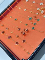 Браслет LV коллекция BLOSSOM 5 мотивов rose VGOLD