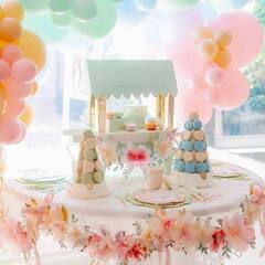 Композиция на стол "Laduree Paris" (2023)