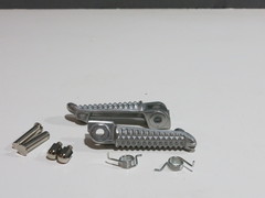 Подножки водительские Yamaha YZF R1 YZF R6 R1M R6S FZ6 XJ6 FZ8 FZ1