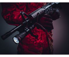 Тактический фонарь Armytek Predator Pro Magnet USB (теплый свет) F07301W