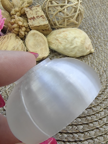 Плафон сферический тюльпан на резьбе/ D5cм, H6см. Пластик