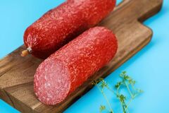 Венеция сырокопченая колбаса из мяса птицы ( высший сорт)