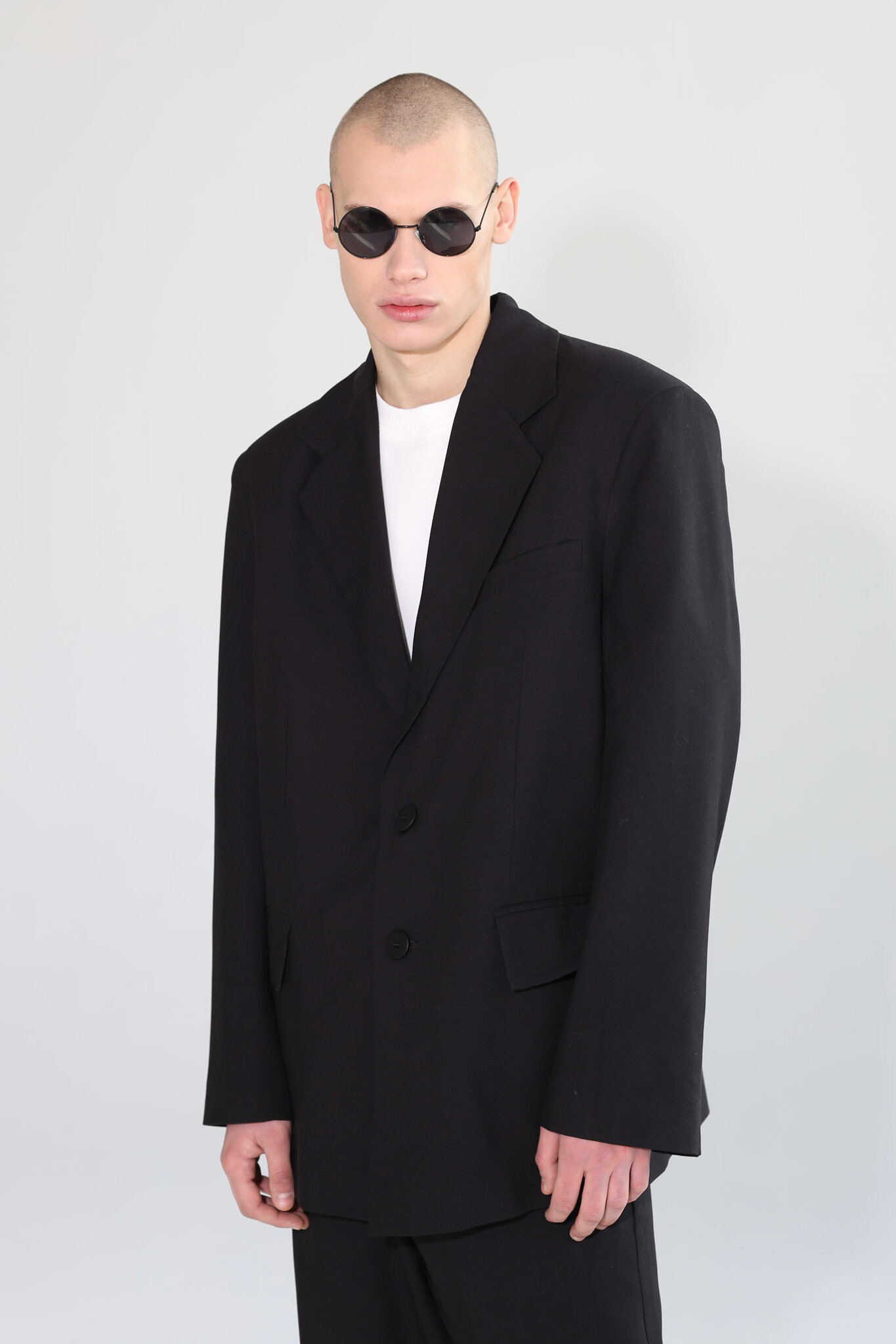 Пиджак из костюмной вискозы мужской, черный