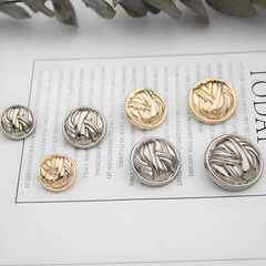 Пуговица 70067