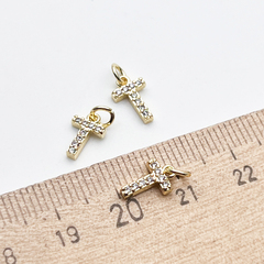 Подвеска Буква T, позолота, фианиты, размер 9*6 мм, цена за 1 шт