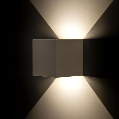 Настенный светильник Citilux Декарт CL704060