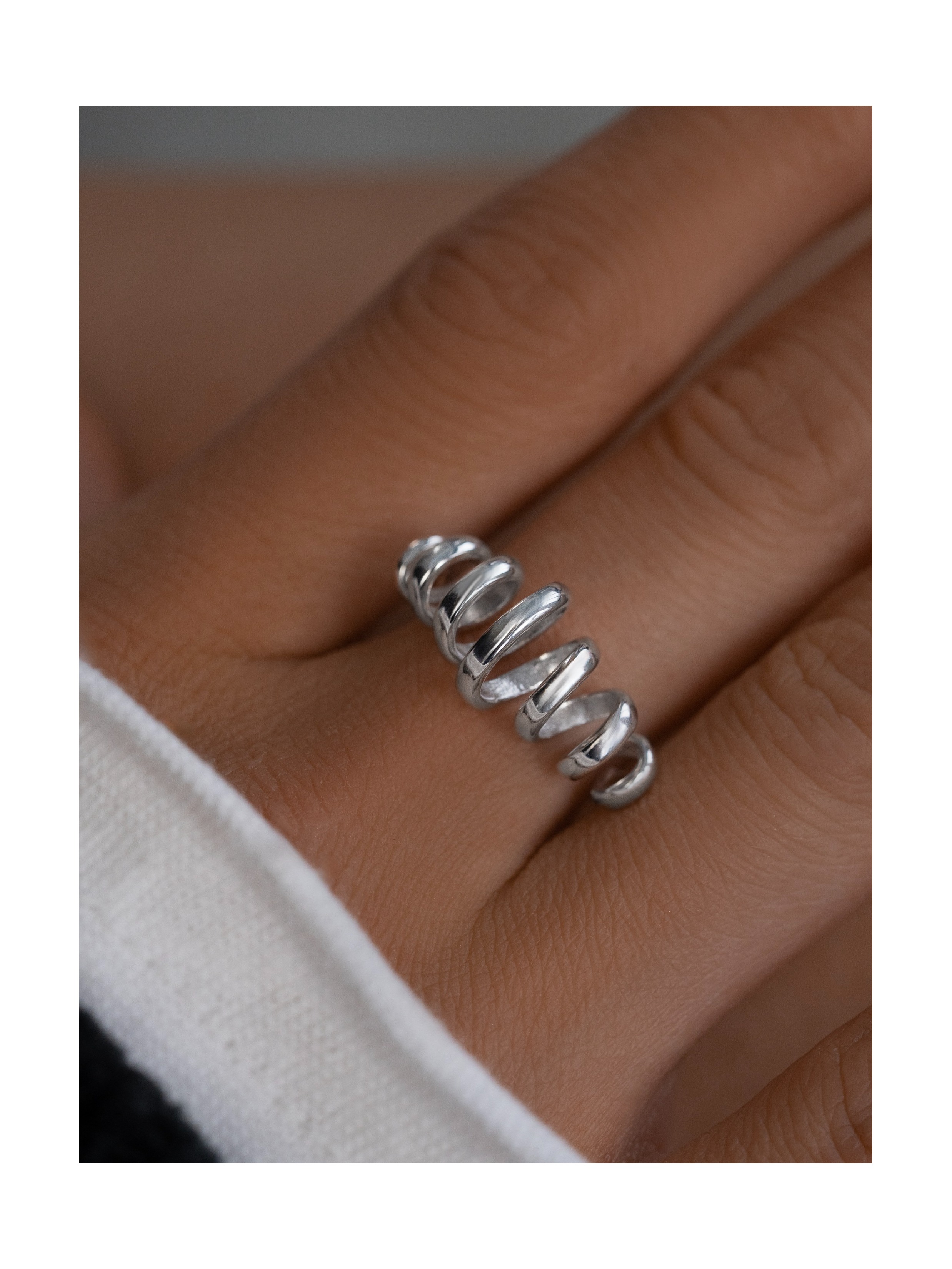 Кольцо Спираль