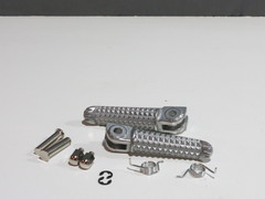 Подножки водительские Yamaha YZF R1 YZF R6 R1M R6S FZ6 XJ6 FZ8 FZ1
