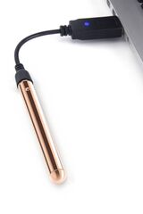 Золотистый вибростимулятор-кулон на цепочке Necklace Rechargeable Vibrator - 