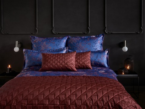 Покрывало 240х260 Curt Bauer 9006 рубиновое