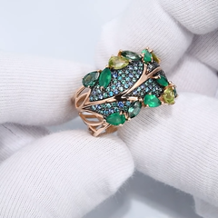 715665 - Кольцо из золота 585 пробы с агатами, хризолитами и фианитами