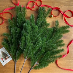 №3 Еловая ветка большая, 60 см, 27 лапок на ветке, набор 3 ветки.