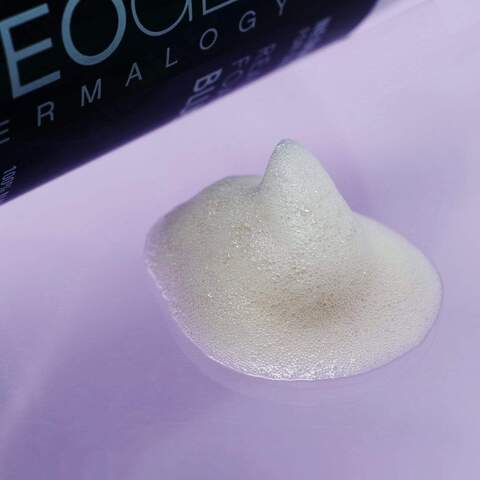 Neogen Dermalogy Real Fresh Foam Cleanser Blueberry 160 g, Увлажняющая кислородная пенка с ягодами черники 160 г (до 12.12.26)