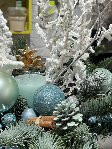 Композиция из нобилиса «Голубая ель»