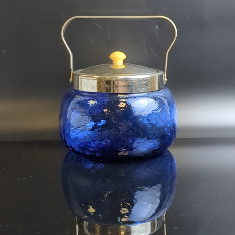 Винтажная сахарница с ручкой из цветного синего стекла времён СССР 1970-1990 гг