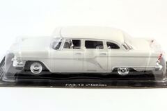 GAZ-13 Seagull 1959 white 1:43 DeAgostini Auto Legends USSR #268