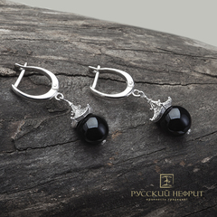 Серьги "Доугун".Черный нефрит.