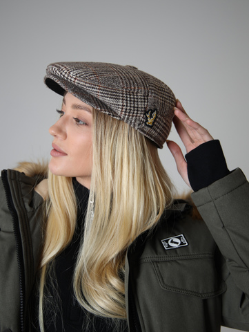 Кепка с нашивкой «‎Желтый олень»